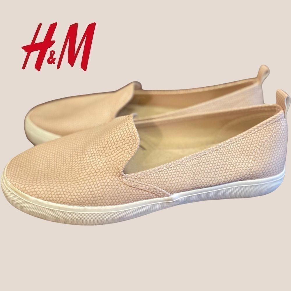 H&M Pale Snake Slip-on Loafers 8.5